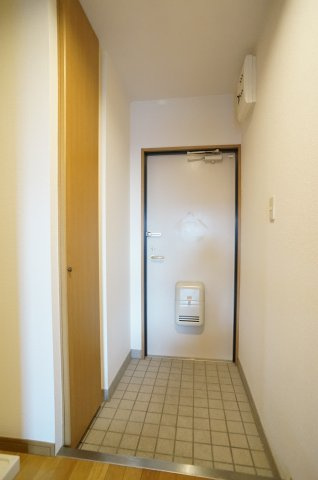 ユニハイムの玄関