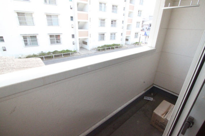 【バルコニー】 | パティオ　リッチモンドＷ | 広々としたバルコニーです