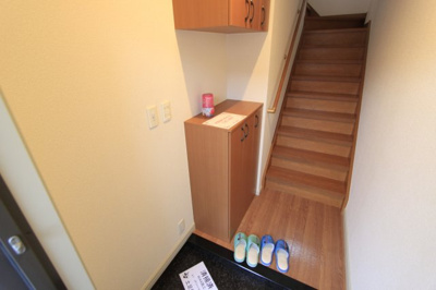 【玄関】 | パティオ　リッチモンドＷ | シンプルで使いやすい玄関です