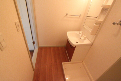 【洗面所】 | パティオ　リッチモンドＷ | コンパクトで使いやすい洗面所