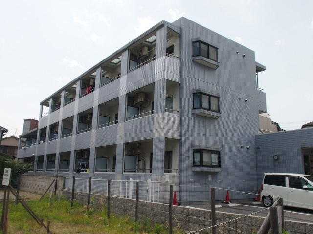 ハイシティ弁天の外観
