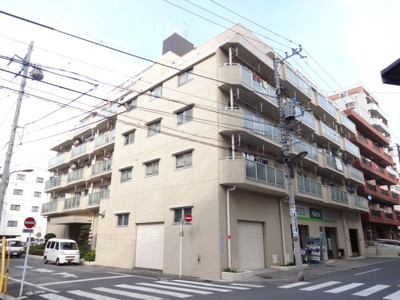 【外観】 | 藤和日暮里コープ | 藤和日暮里コープ　分譲賃貸！７階建ての外観タイル張りマンション！三ノ輪駅から徒歩１０分・三河島駅から徒歩１２分・鶯谷駅から徒歩１５分。不在時でも宅配便が受け取れる、宅配ボックスあります！