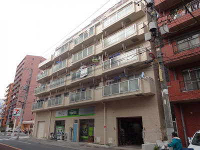 【外観】 | 藤和日暮里コープ | 藤和日暮里コープ　分譲賃貸！７階建ての外観タイル張りマンション！三ノ輪駅から徒歩１０分・三河島駅から徒歩１２分・鶯谷駅から徒歩１５分。不在時でも宅配便が受け取れる、宅配ボックスあります！