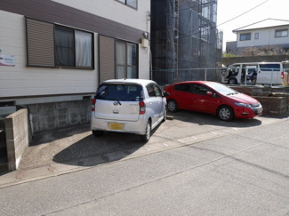 【駐車場】 | エレガント鬼塚Ⅲの駐車場