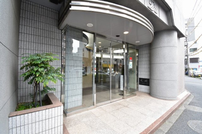 【エントランス】 | エクセルダイア | 京急本線「京急蒲田」駅徒歩5分の好立地！京急空港線「糀谷」駅徒歩9分！京浜東北線「蒲田」駅徒歩13分！