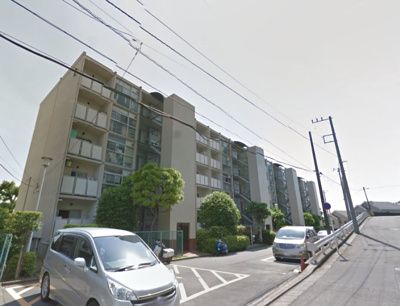 【外観】 | 向ヶ丘遊園センチュリータウン2号棟 | 5階最上階・南向きにつき陽当り・通風良好。上階からの生活音がなく戸建感覚を味わう事が出来ます。