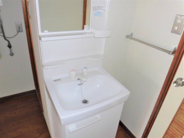 プレアール大垣東前の独立洗面台