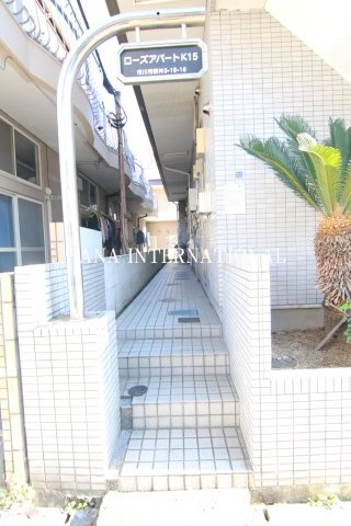 ローズアパートＫ15のエントランス