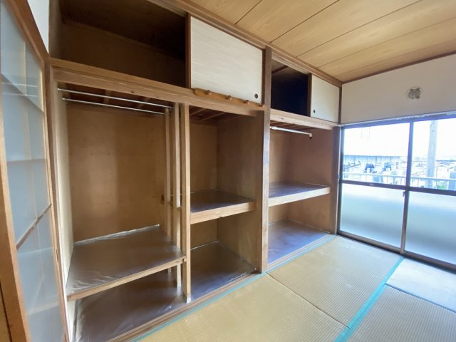 ハイツ市ノ上の収納