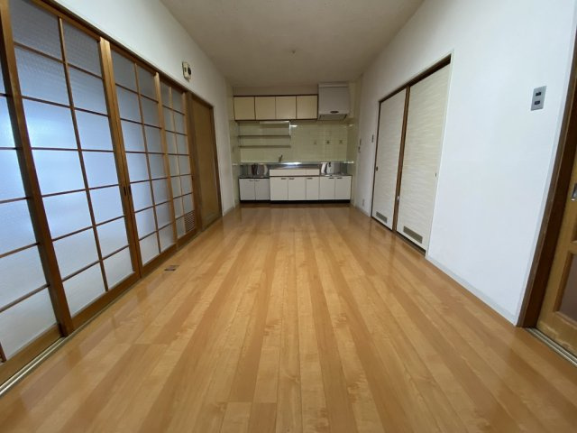 ハイツ市ノ上の居間・リビング