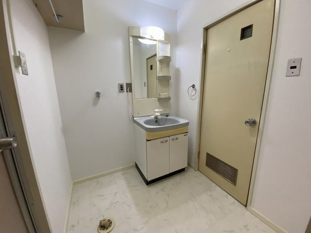 ハイツ市ノ上の洗面所