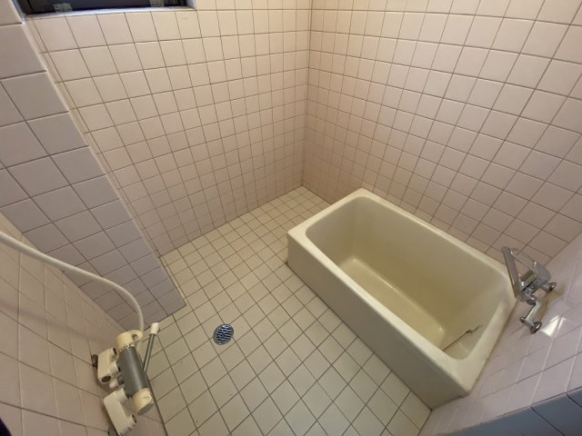 ハイツ市ノ上の浴室