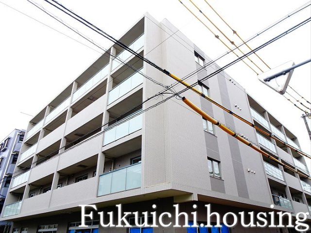 シャルム経堂の外観
