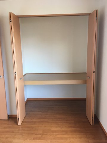 セジュールかながわ B棟の収納|大きなものも収納できそうです