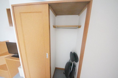 【収納】 | エミネンス志田 | １階はフローリング、２階はカーペットになります。