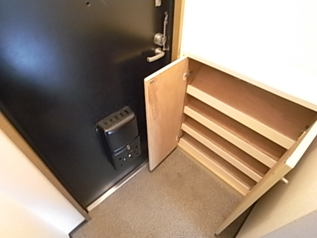 ファータイル甲南の玄関