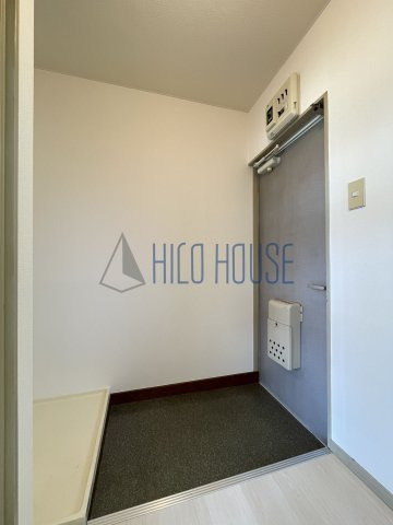 ウィンサム田梅の玄関