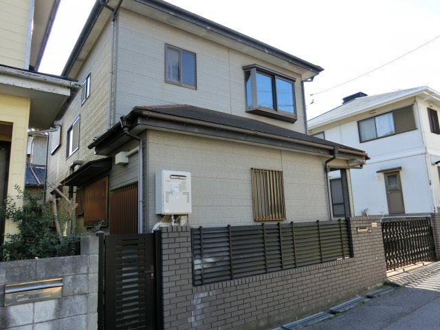 八千代市大和田　中古戸建　平成８年建築　の外観