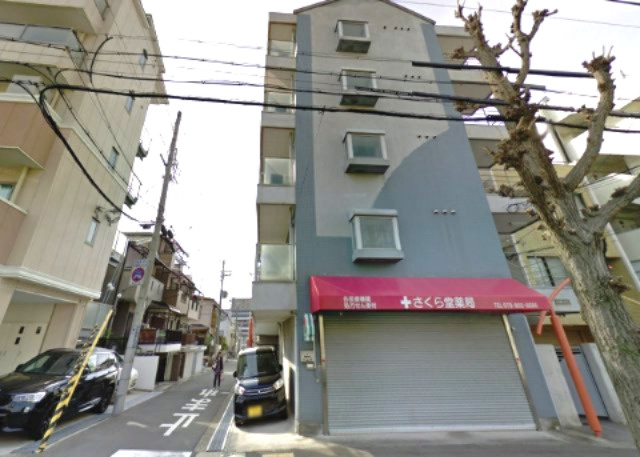 クレストイズミの外観