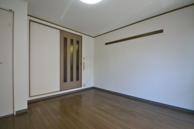 クレストイズミの居間・リビング