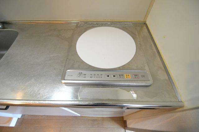 クレストイズミのキッチン