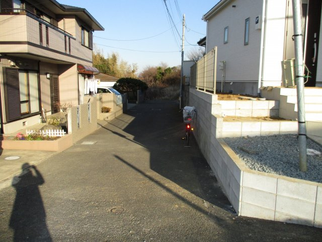 千葉県花見川区長作町　新築戸建　３ＬＤＫ＋畳コーナーの前面道路含む現地写真|前面道路含む現地写真です