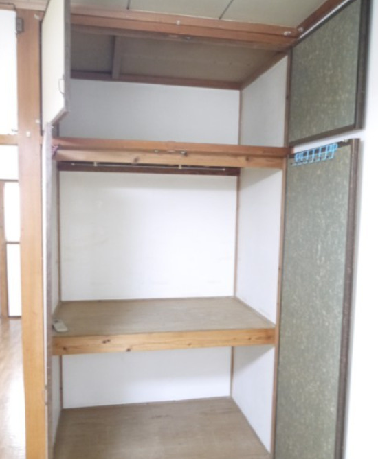 リトルハイツの収納|たっぷりとした収納スペースです