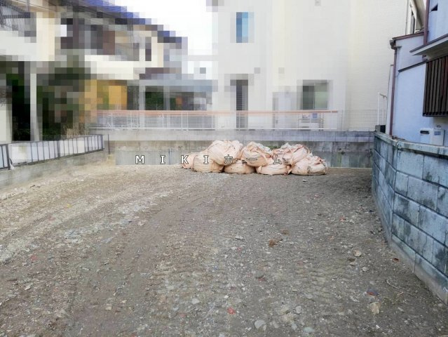 箕面市粟生外院4丁目　土地