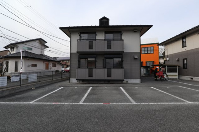 【駐車場】 | ハイカムール米山B