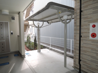 【その他共用部分】 | メゾンドフィオーレ | ☆屋根付き駐輪場☆