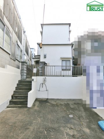 伊川谷町別府中古戸建の外観