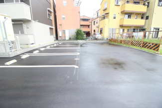 【駐車場】