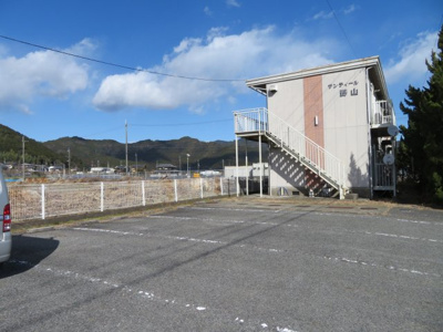 【駐車場】 | サンティール野山