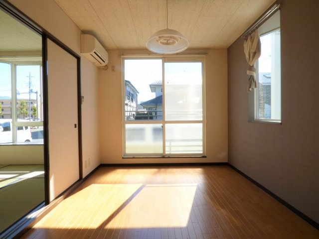 【洋室】 | コーポ朝日・玉穂B