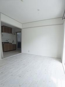マンションLの居間・リビング