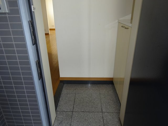 パレス小岩アネスタージュの玄関