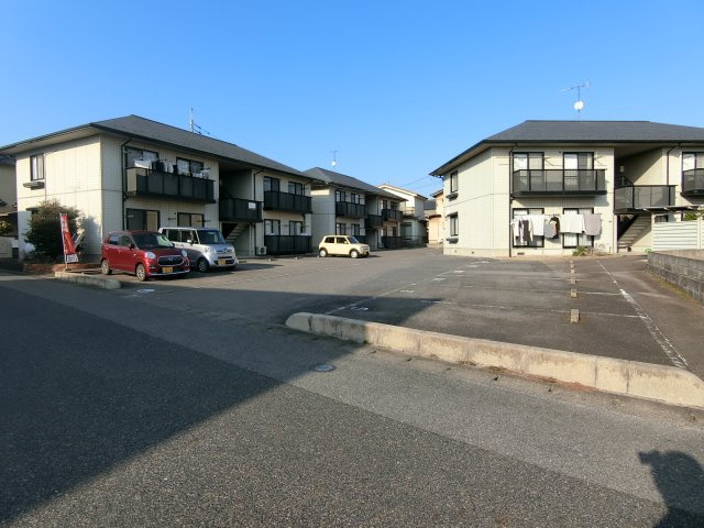 レインボーハイツ　A棟の駐車場