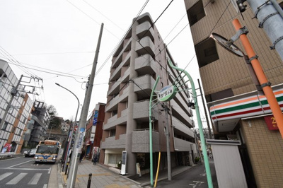 【外観】 | 東急ドエル・アルス横濱元町 | JR京浜東北線・根岸線「石川町」駅平坦徒歩3分、みなとみらい線「元町・中華街」駅徒歩10分と好立地。