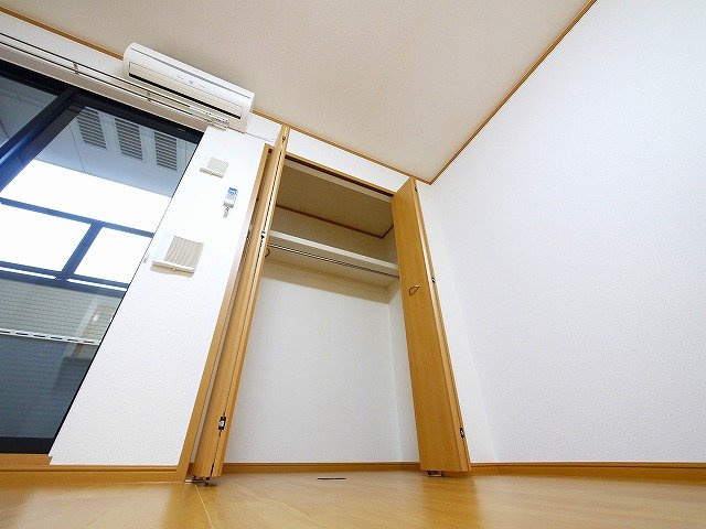 パレット法蓮の収納|大きなスペースがあり、収納には困りません