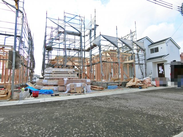 西区岩岡町岩岡第２　２号棟の外観