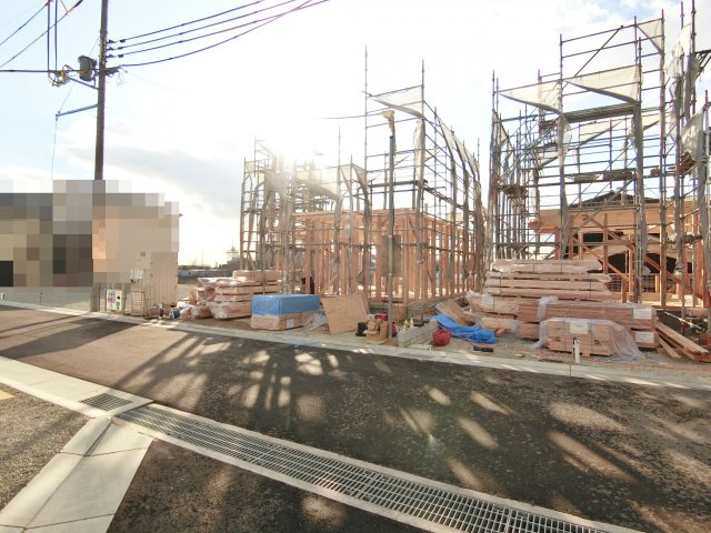 西区岩岡町岩岡第２　２号棟の外観