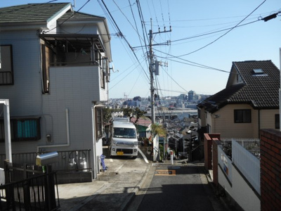 【前面道路含む現地写真】 | 和田二丁目一戸建
