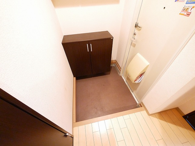 メゾン法蓮の玄関