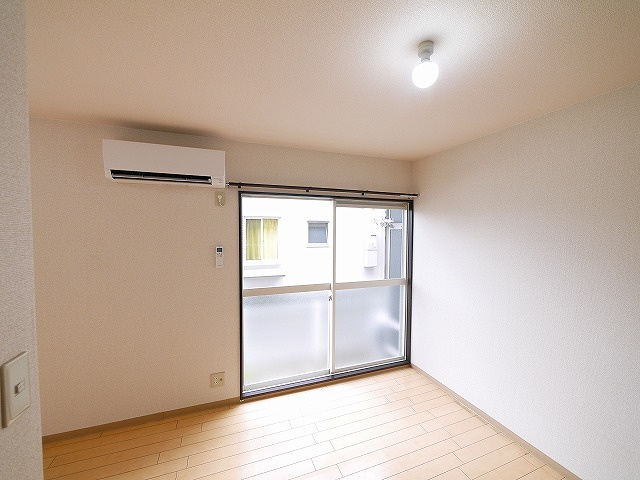 メゾン法蓮の居間・リビング