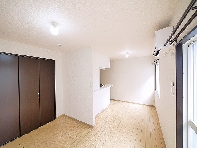 メゾン法蓮の居間・リビング|使いやすい居間です