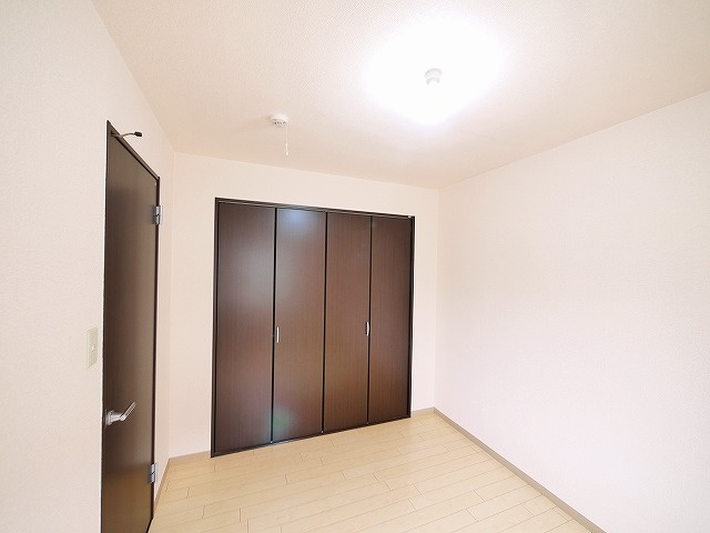 メゾン法蓮の寝室