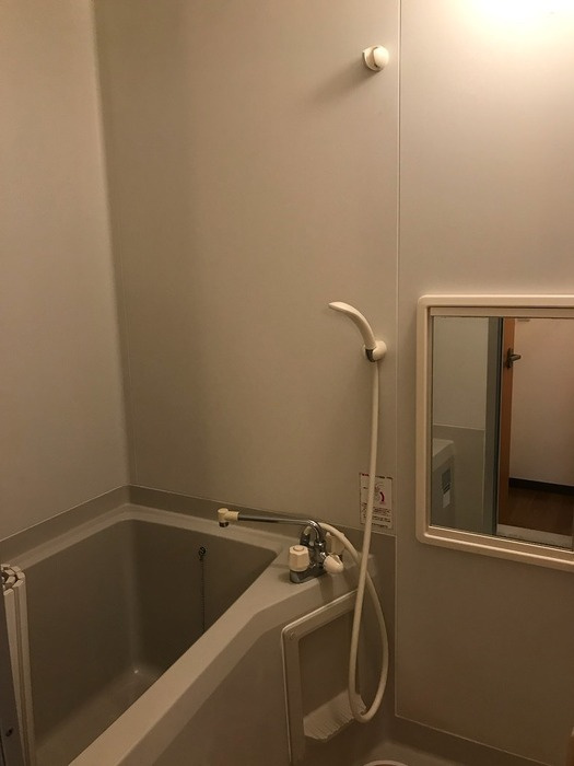 田中ハイツB棟の浴室