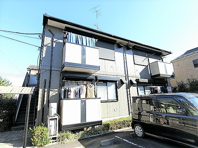 プリシアードⅢの外観