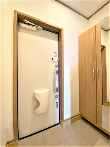 ルピナスⅡの玄関