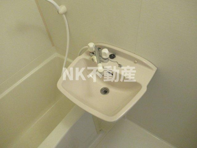 【洗面所】 | ルミエール山中（布施賃貸） | 洗面です